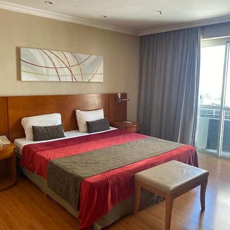 Apart Hotel Barra First Rio de Janeiro Exterior photo